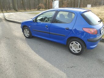 Peugeot 206 1,4 HDI - 6