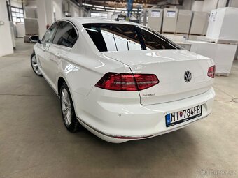 Volkswagen Passat 2.0 TDI 140kw - 6