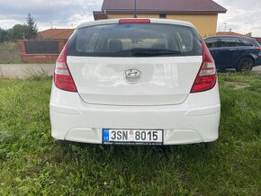 Hyundai i30 R.V.2012 1.6.CRDi 80kw. Manuální převodovka - 6