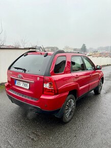 KIA SPORTAGE 2,0 CRDi 110KW  2009 TOP STAV 4x4 - 6