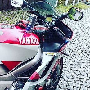 Yamaha YZF-R6 1999 - 6