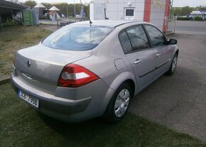 Renault Mégane 1.6i 16v,klima,83kw benzín manuál 83 kw - 6