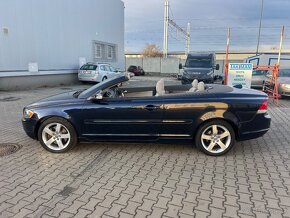 Volvo C70 2,4 D5 Momentum 132kw. Dovoz D - 6