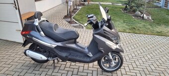 Piaggio Xevo 250ie - 6