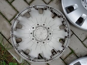 Poklice 16" Volkswagen origo. - 6