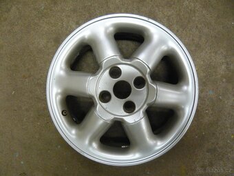 Renault Alu 15"x6J, 4x100, Disky 15, Kola 15". - - 6