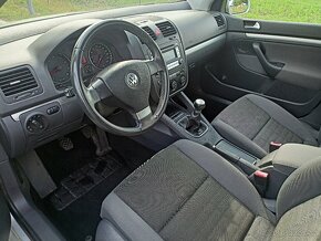 Volkswagen golf Tour, 1.4 59kw, r.v: 12/2007 , hezký stav. - 6