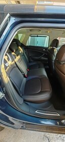 Citroen C5 Exclusive  2.7 HDi - 6