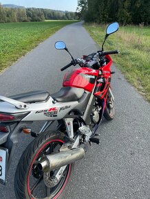 Honda cbr 125 2005 - 6