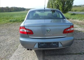 Škoda Superb 2,0 TDI CR 103kW Historie nafta automat - 6