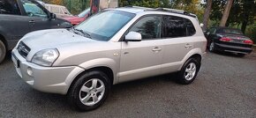 Hyundai Tuscon 2.0 CRDI 4x4 - 6