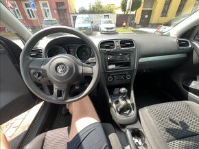 VW Golf VI 1.6 MPI 75kw 2009 - 6