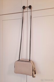 Krémová kabelka Zara - 6