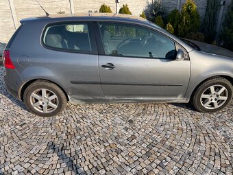 VW Golf V - 5 - 1,4 benzin - najeto 139000 km - 6