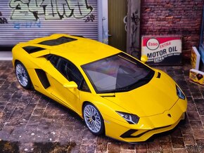 Lamborghini Aventador S 2017 1:18 Autoart - 6