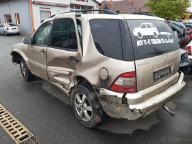 Mercedes-Benz ML 270CDI 400CDI 320i a 430i -díly z vozů - 6