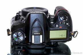 Nikon D7100 11 tis expozic + čištění čipu TOP STAV - 6