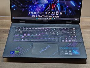 17" 240HZ_MSI PULSE 17 AI C1V_U7-155H_32GB_RTX 4060 8GB - 6