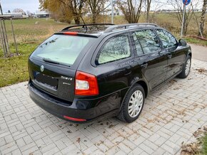 Škoda Octavia 1.6tdi Elagance - 6