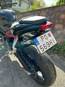 Triumph Street Triple 765 R - 6