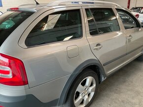 Škoda Octavia Scout 2.0 TDi 4x4 M6 - 6