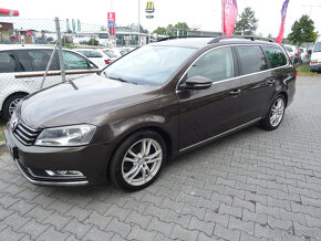 Volkswagen Passat kombi 2,0 TDi - 6