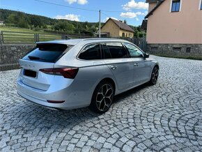 Škoda Octavia IV Sportline 2.0 TDI - 6