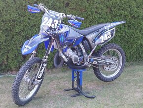 Yamaha yz125 r. 2008 - 6