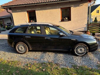 Alfa Romeo 159 2,4JTDm Q4 - 6