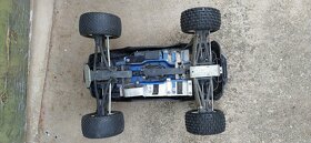 TRAXXAS REVO 3.3 - elektro konverze - 6