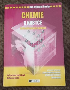 Učebnice chemie - 10 druhů - 6