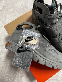 Corteiz x Nike Air Huarache - Grey - SIZE 42.5 - 6