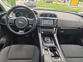 Jaguar F-Pace, 2,0d AWD, NAVI, CZ, DPH - 6