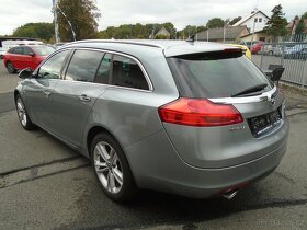 Opel Insignia 2.0 CDTI SPORTS TOURER - 6