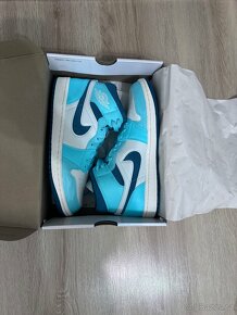 Jordan 1 Mid Chenille Bleached Turquoise - 6