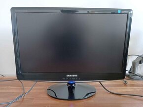 Kancelářský Monitor Samsung SyncMaster B2230N - LCD monitor - 6