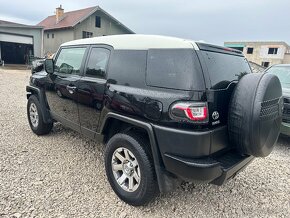 2014 Toyota FJ Cruiser 4,0 V6 Automat Uzavierka - 6