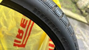 235/35 R 20 92V SUREGRIP PRO WINTER GRIPMAX - 6