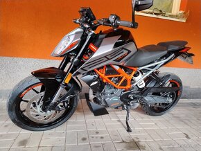 Ktm duke 125, rok 2023 - 6