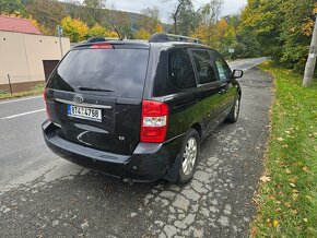 Prodám Kia Carnival 2.9 CRDi najeto 147tis - 6