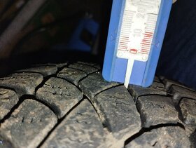 Pneu 185/65 R15 - 6