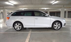 Škoda Octavia 2.0 TDI TOURER 32 000 km DSG 110 kW rv 2022 - 6