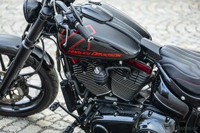 Harley Davidson FXSE softail Breakout - 6