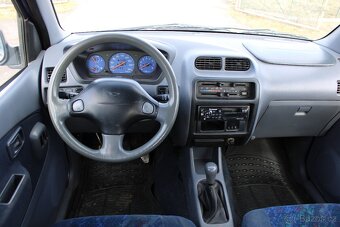 Daihatsu Terios 1,3i 61KW, VELKÝ SERVIS, 4 x 4, r.v. 1999 - 6