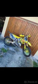 Suzuki RM 250 - 6