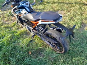 Ktm duke 125 - 6