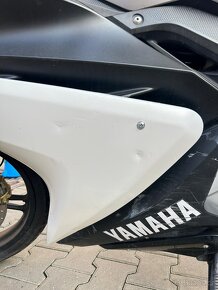 YAMAHA YZF R125 - 6