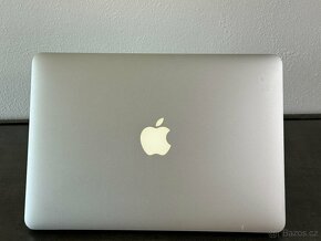 Macbook Pro 13" 2015 i5 / 8GB / 256GB - DPH - 6