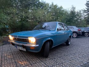 Opel Kadett C saloon - 6