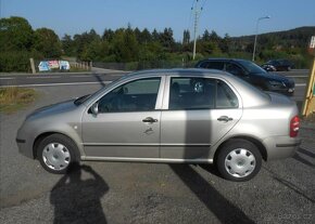 Škoda Fabia 1,2 HTP 47 kW CZ Historie benzín manuál - 6